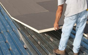 benefits of insulating Tal Sarn flat roofing